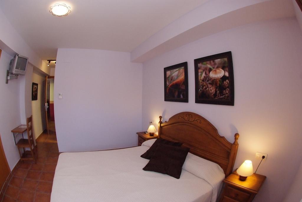 Hotel Casa Duaner Guardiola de Berga Cameră foto